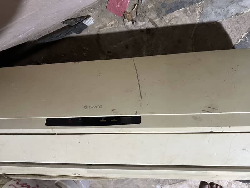 Gree 1 ton AC complete set in working condition 0