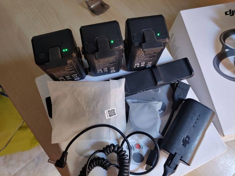 Dji Avata 3 battery with Motion controller dji googles 2 9
