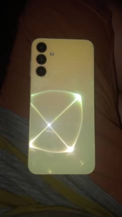 I am selling Samsung galaxy a 15 256 gb and 8 gb ram