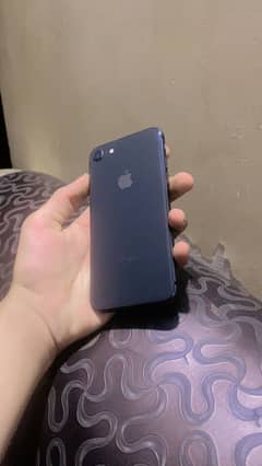 AOA BHAI IPHONE 8 64 GB BATTERY HEALTH 87