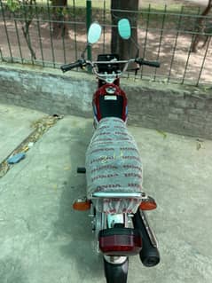 125
