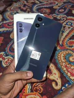SAMSUMG