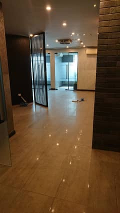 300sqft