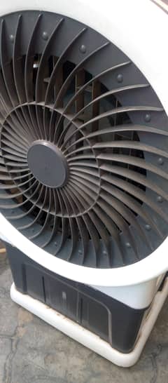 Room air cooler