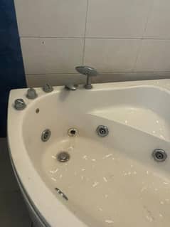 Jaccuzi for sale