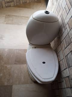 Commode