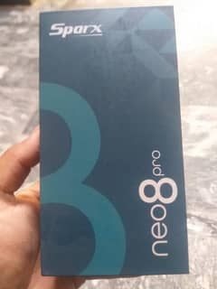 spark New 8 pro 4+4/128 box available ha
