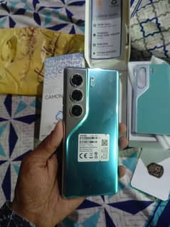 camon 40 pro