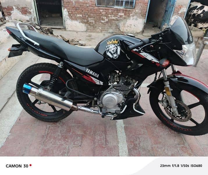 Yamaha ybr g 2017/2018 16