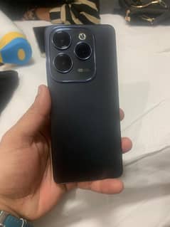 infinix hot 40 pro. . . 8+8GB 256 Gb