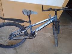 Size 28 and fast and thick tyre