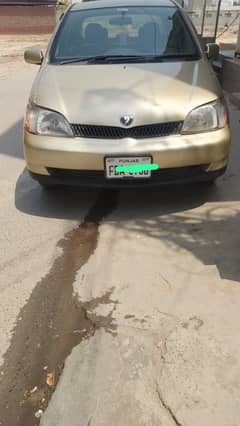 Toyota platz 2000/07