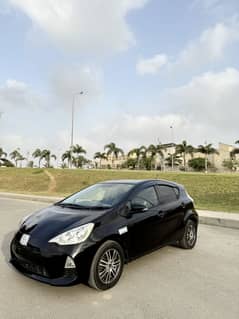 Toyota aqua 2014 reg 2017 extra ordinary condition car s oush