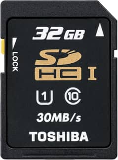 Toshiba SD Card C10 T032UHS1 32GB ( made in Japan)