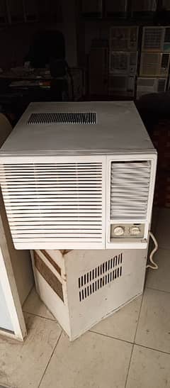Window inverter AC/ ship AC