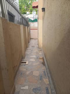 10 Marla House For Rent in DHA Lahore