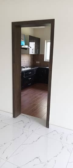 3 MARLA SHOPS AVAILABLE FOR RENT