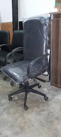 Imported Branded Computer Chairs 01 Year Guarantee