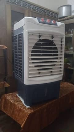 12 volt air cooler with supply