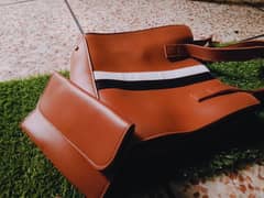 Ladies beautiful leather bag. 2 in 1 .