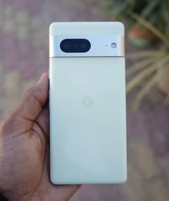 Google Pixel 7 with Original Google Charger