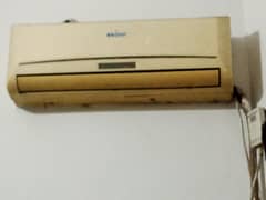 Orient 1 ton AC