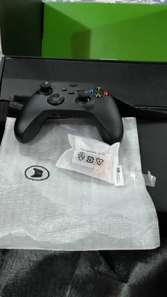 XBOX X SERIES JUST ONE DAY USED