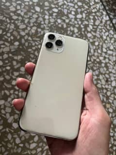 iPhone 11 Pro pennal change non pta