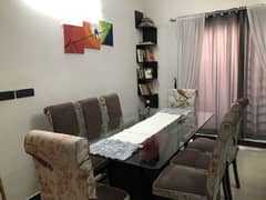 8 Seats Dining table
