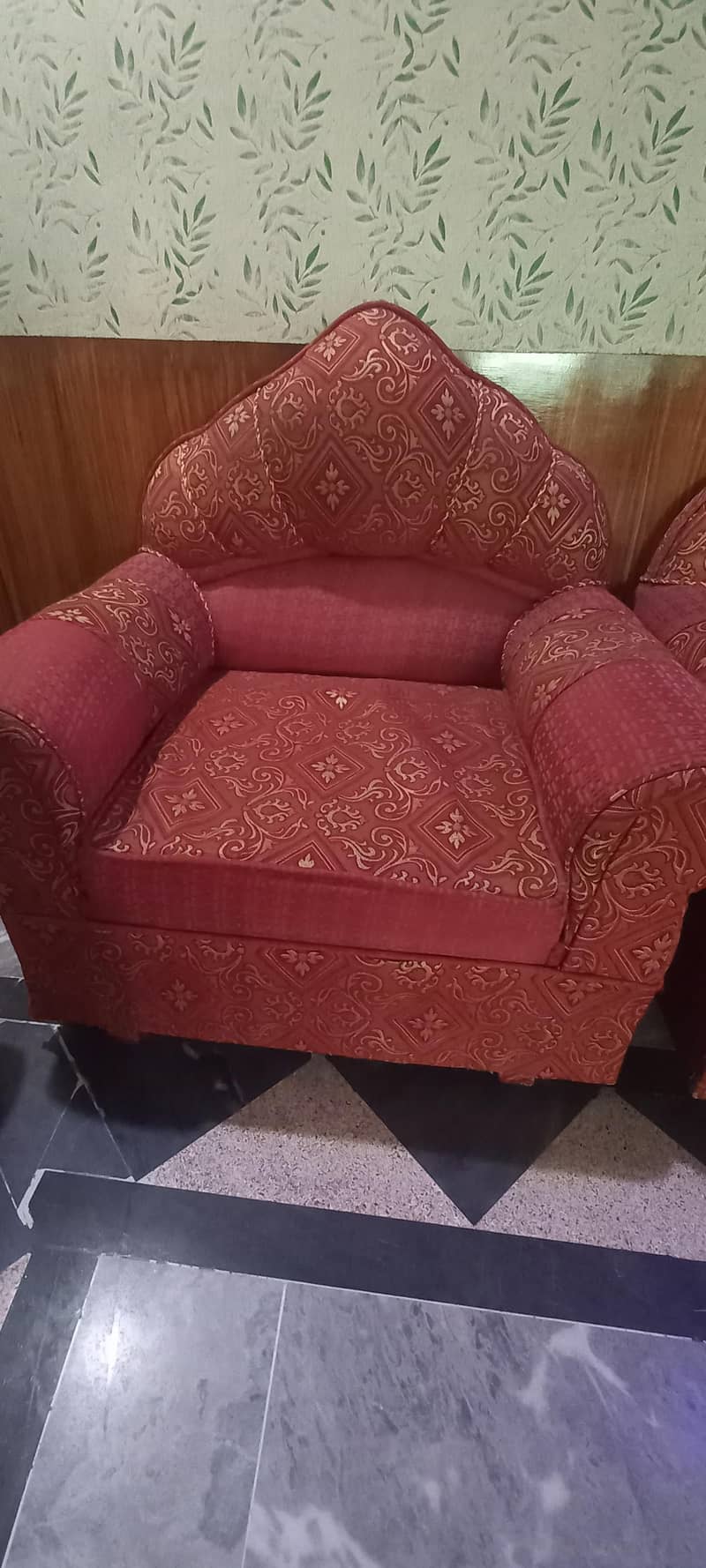Sofa set with 2 center table 4