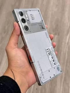 Red magic 9pro 16/512 GB 03231931679 my what'sap number