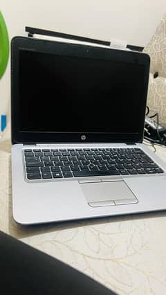 HP elite book 820 G3 , i5-6th generation