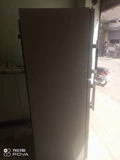 electrolux medium size fridge