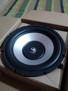 woofer and amplifier