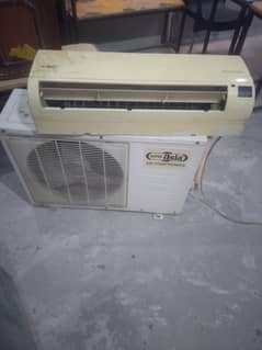 1 Ton split Ac . . . Super-Asia . . . fully functional all ok
