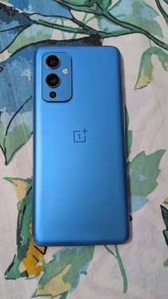 One plus 9 ,  10/10 condition
