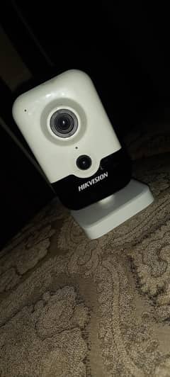Hikvision Cube Camera 4MP DS-2CD2443G0-I(W) 4MP Two Way Talk wide view