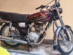 honda 125 Peshawar number 17 modal