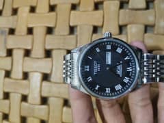 Tissot Le Locle powermatic 80-Semi automatic.