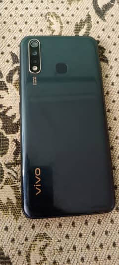 Vivo Y19 4/128 gb for sale