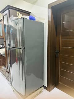 Selling Dawlance Refrigerator Double Door Refrigrator on Urgent Basis