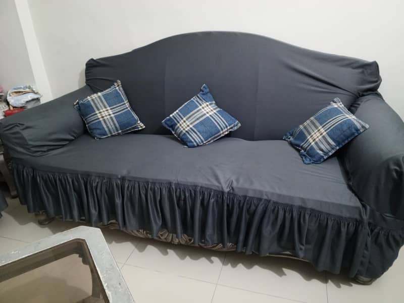 7 seater sofa set with 1 main table and 2 sideracks 6