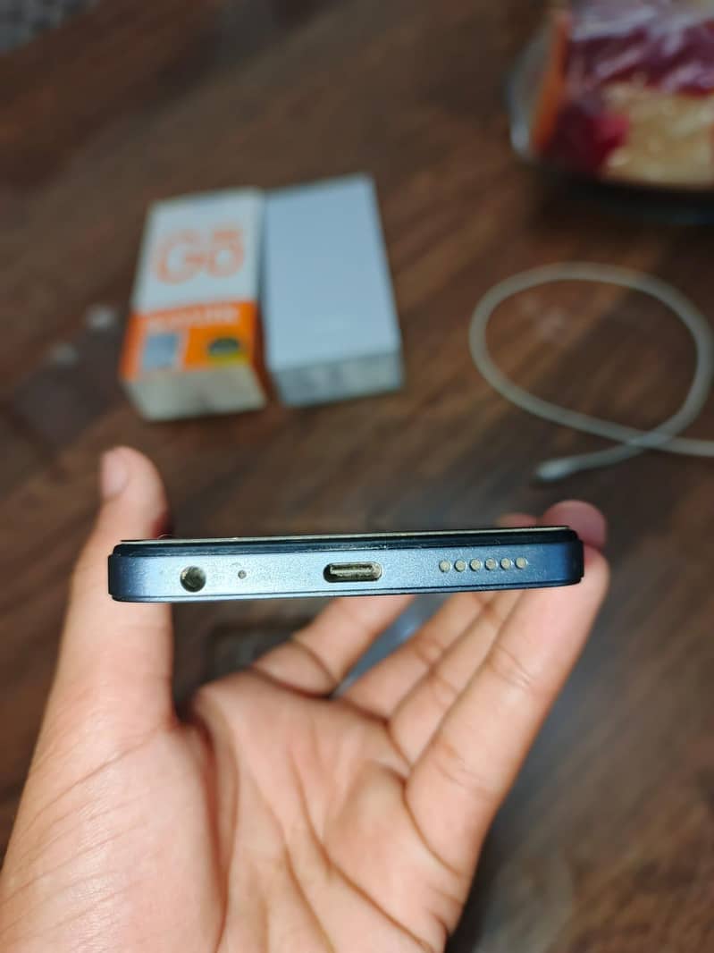 TECNO SPARK GO 2024 10/10 2