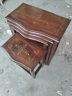 nesting table set