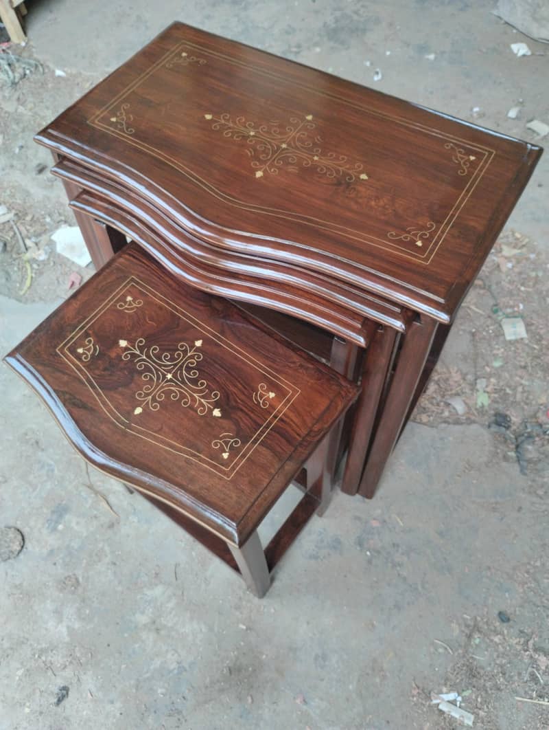 nesting table set 0
