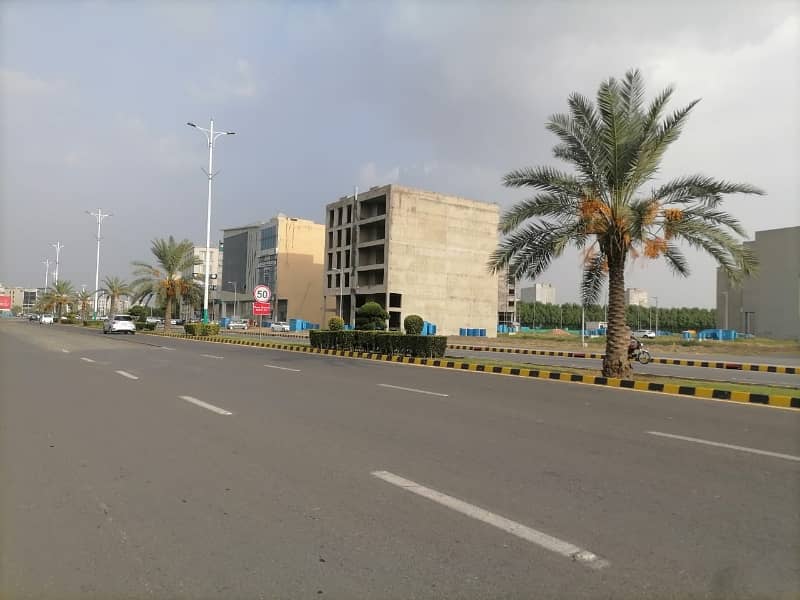 Ideal Location Plot DHA Phase 8 Y Block 3