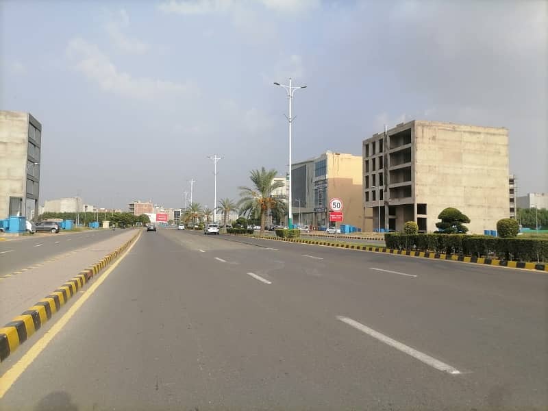 Ideal Location Plot DHA Phase 8 Y Block 4
