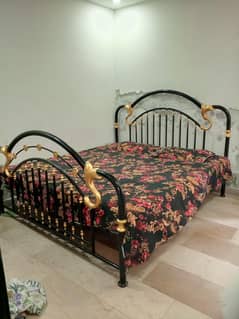 king size bed