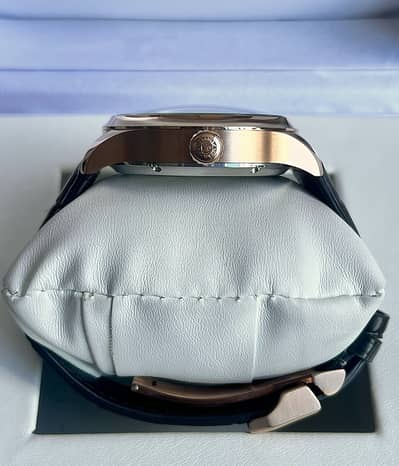 flying tourbillon watch