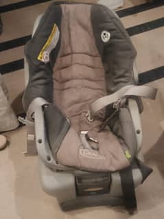 Graco Baby Car Seat – Excellent Condition | Safe & Comfortable